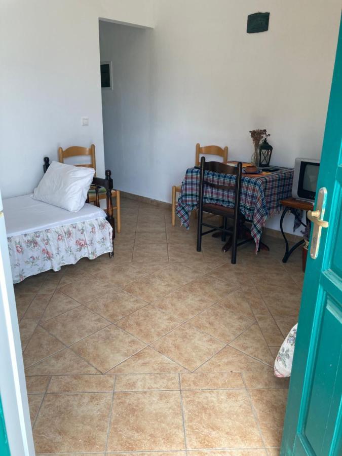 Agkyra Rooms Aladhinon Exteriér fotografie